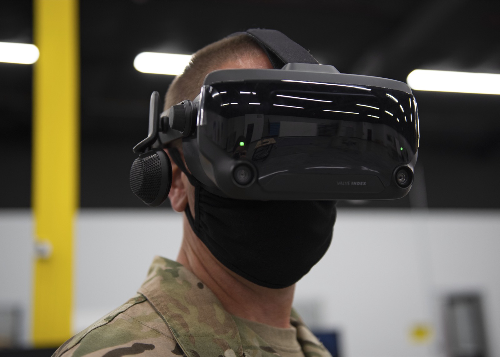 Virtual reality research headset